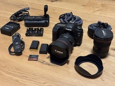 Canon EOS 5D Mark II Kamera + Zubehörpaket (EF 24-105mm f/4 L, EF 17-40mm f/4 L)