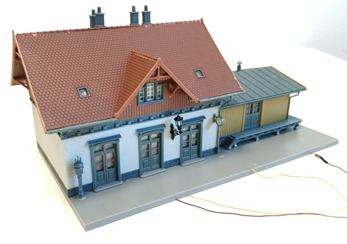 Faller bahnhof blumenfeld - bahnhof, "blumenfeld"