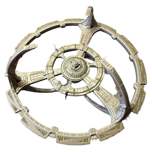 Deep space nine station star - deep,