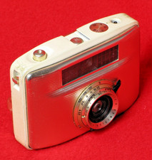 DDR Penti II Sucherkamera mit