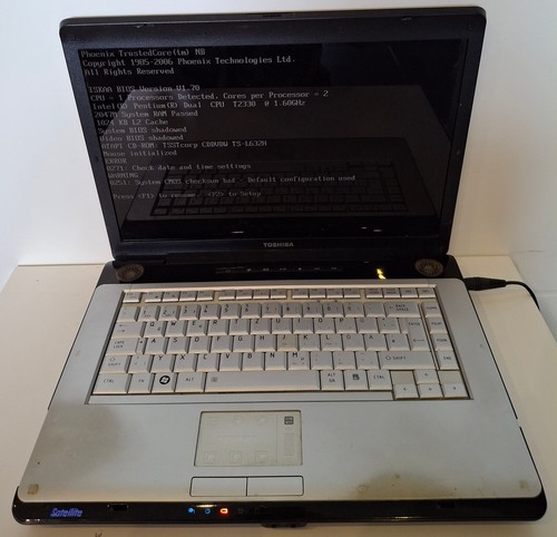 Toshiba satellite a200 - toshiba,