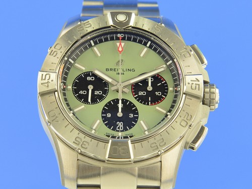 Breitling avenger b01 - breitling,