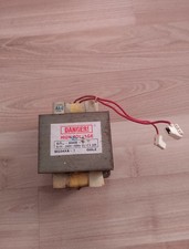 Hochspannungstransformator