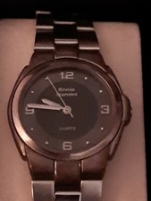 UHR Batteriebetrieb Metallband ENNIO SANTINI genutzt TIP TOP ZUSTAND