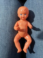Kunststoff Puppe 11 cm. Guter