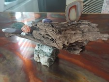 Künstlerobjekt "Waage des Lebens" Figur Mangroven Edelsteine Marmor Dekoration