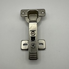 Blum 74.155 -01.01 Eckanschlag 110° mit Feder u. Clip und Montageplatte