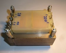 Trafo Netztrafo Transformator 220 V --  28 Volt  ca3-4 Amp + 10 Volt ca. 0,5 Amp