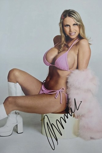 Annina ucatis repro - ucatis,