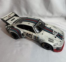 Exoto Porsche 911 935 Turbo RSR Martini Racing 40 Le Mans Finish Line 1:18 Modell