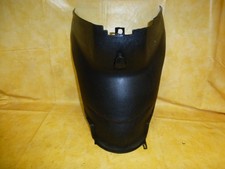 Verkleidung Fußteil mit Taschenhacken. Jonway