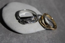 Ring Umarmung Hände