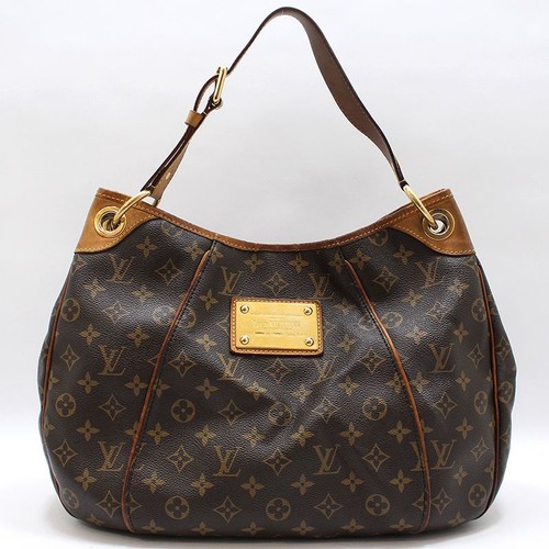 Louis vuitton monogram canvas - louis,