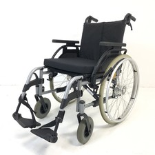 Rollstuhl Breezy Parix² Faltrollstuhl Leichtgewicht Sb. 45 cm Reha Reise K5894