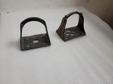 Antike Steigbügel, Messing