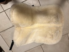 Sattelunterlage Lammfell Lammfellpad Euroriding Rücken direkt Haarbruch