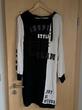 MONARI * Strickkleid Kleid mit Kapuze * schwarz / weiß * Gr. 36 / S * TOP!