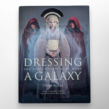 Dressing a Galaxy : The
