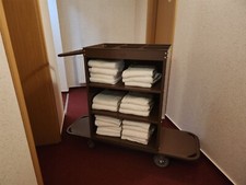 Hotelwäschewagen Putzwagen Wäschewagen Etagenservice 3 Fächer B139*H112*T46cm