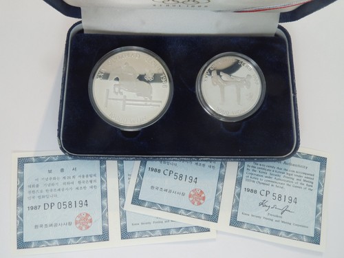 Korea 5000 10000 won - 5000,