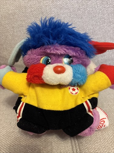 Popples sports big kick - -,