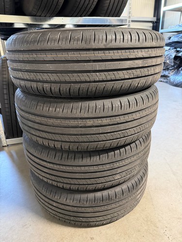 Dunlop 215 60 - 4, 96h