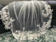 Schleier mit Aufsteckkamm elfenbein mittellang 