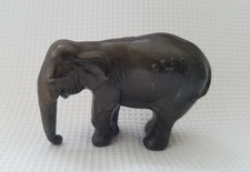 Kleiner Elefant,  Metall