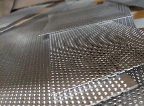Alu lochblech reste 5mm - lochblech, 1,5mm