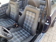 Bezüge der Ausstattung vom Golf 1 Cabrio aus GTE Stoff blau/ Stoff schwarz