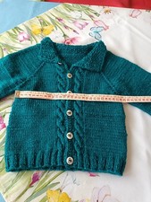 Selbstgestrickte Kinderjacke