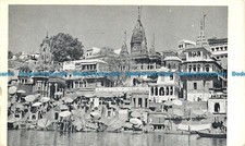 R057302 Ghats. Banaras