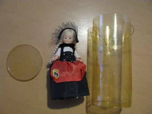 Trachtenpuppe bern reifrock - trachtenpuppe,