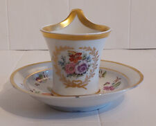 KPM Porzellan Tasse + Untertasse handbemalt mit Blumendekor und Goldrand