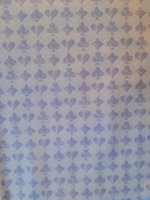 Baumwollstoff  100% Web,  flieder-  Karo, Kreuz, Herz, Pik, Breite 1,5 m- 0,5 m 