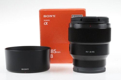 Sony 85mm snr - f/1,8,