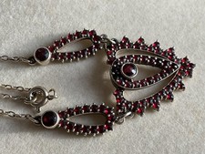 Alter Granat collier mit G