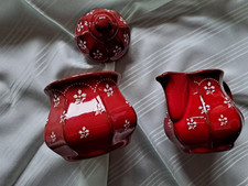Milchkännchen und Zuckerdose aus Keramik, rot, romantisch