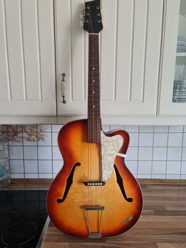 Alte gitarre klira - alte,