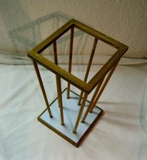 Alter Schirmständer 50er 60er Jahre Holz hellblauer Boden Pastellblau pastell