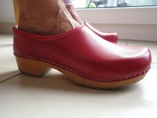 Clogs rot 39 geschlossen Holz Leder Garten Freizeit bequem Retero Schlüpschuh So