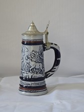 Edles alter blauer Bierkrug