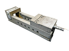 HOLD WELL Maschinenschraubstock 150 mm Backenbreite, 550 mm Unterlänge