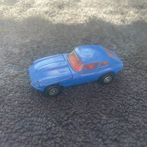 Corgi j18 whizzwheels jaguar - corgi,