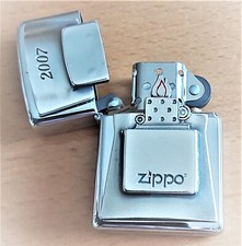 ZIPPO LIGHTER TRICK