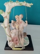Porzellan? Figur Liebespaar auf Schaukel Valentino by Miriam