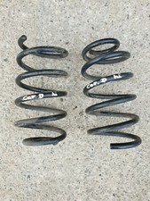 2x Opel Corsa D Fahrwerksfedern Federn hinten rechts + links 