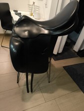 Prestige Roma  18 Zoll 32 KW Dressur Sattel Schwarz