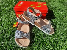 schöne Echt-Leder-Sandalen