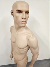 Schaufensterpuppe New John